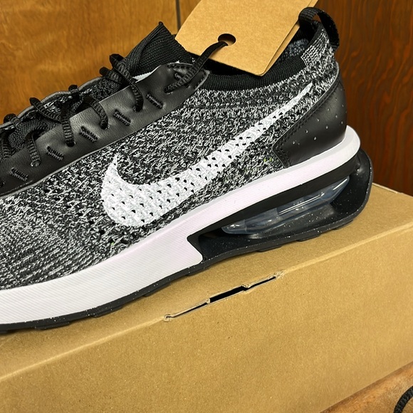 Nike Air Max Fly Knit Racers size 9.5 NEW - Picture 3 of 5